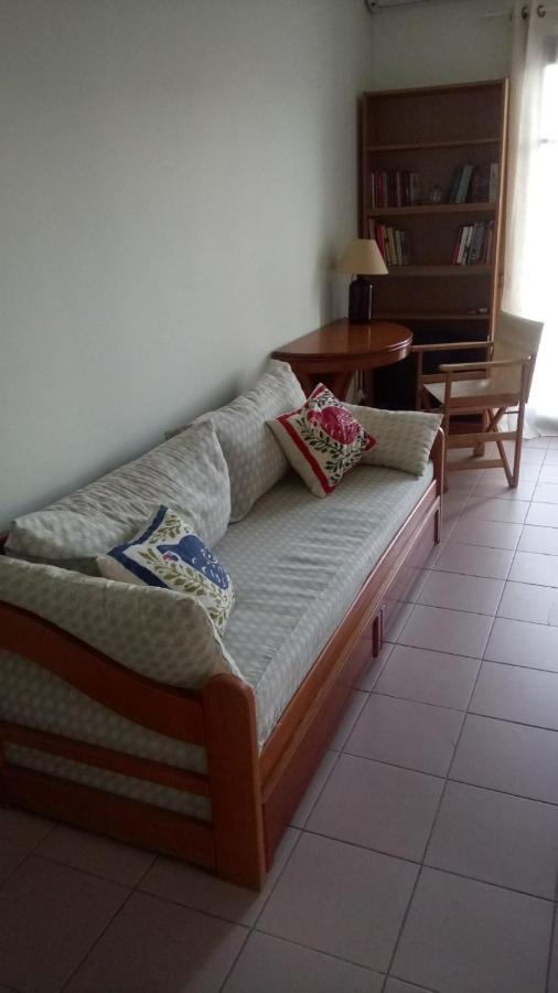 Phoeve Apt-Lovely 1-Br Rental Near The Beach Kalathas Exterior photo
